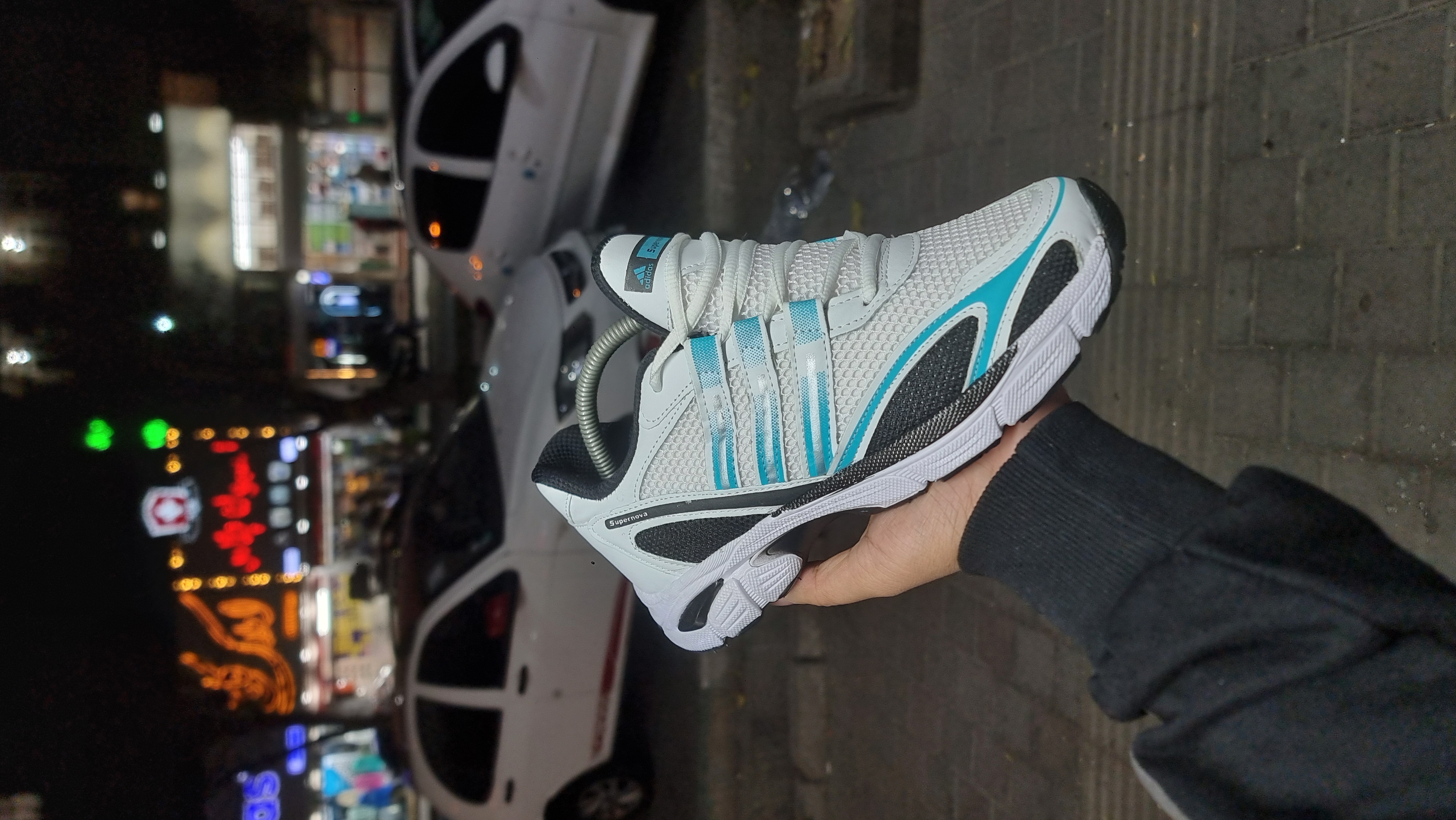 کتونی فارماتون آبی