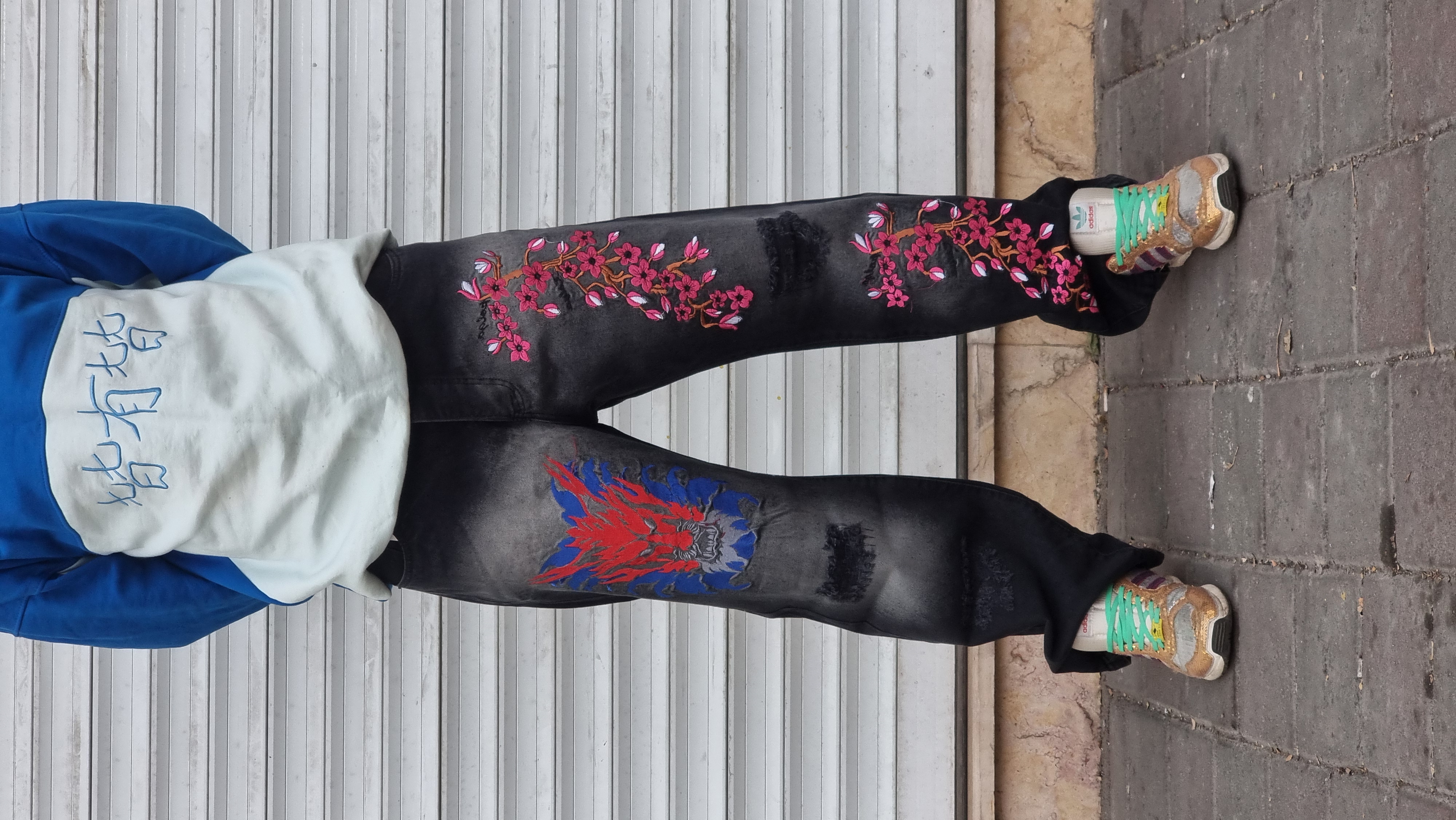 شلوار جین بگ ساکورا گلدوزی